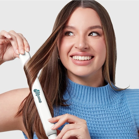 Mane Addicts Three Way Multi Use Hair Flat Iron Straightener - Picture 4 of 5